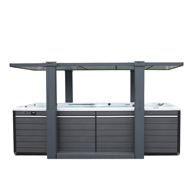 Automatic liffting swim cover