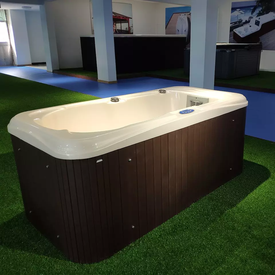 BG-8800 Bigeer new design fiberglass freestanding whirlpool bath tub hot spa tub 