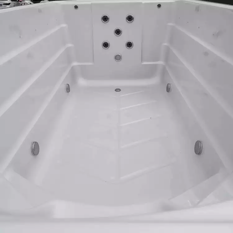 BG-6603 Bigeer new design Balboa system swimming pool spa bathtub round hot tub with overflow system 