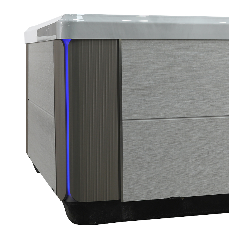 BG-8801 Bigeer 2025 New Luxury Design Fiberglass Freestanding Whirlpool Bathtub Outdoor Spa Hot Tub