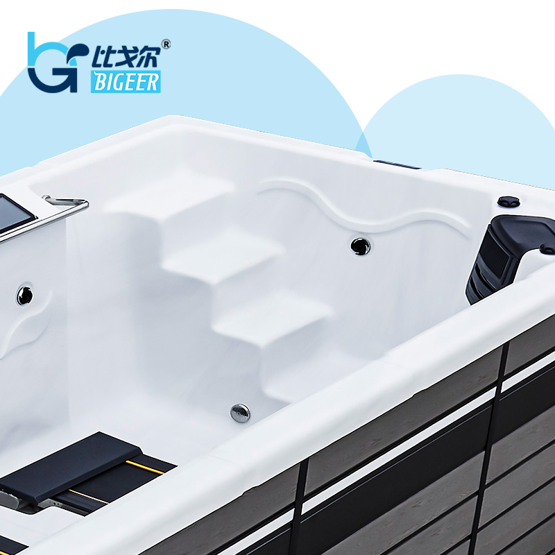 BG-9965 Four person underwater treadmill