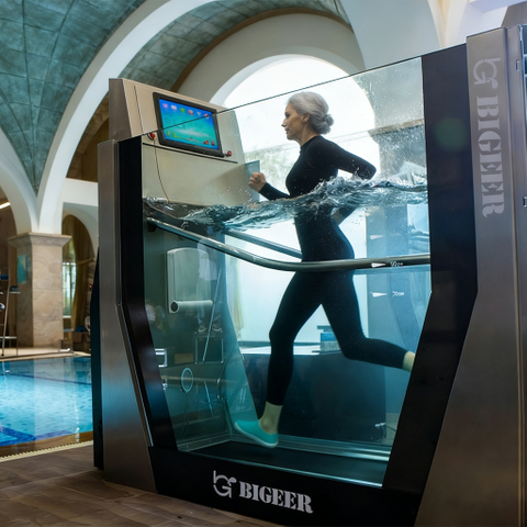 BG-9970 Walk in water walker with hydraulic treadmill 